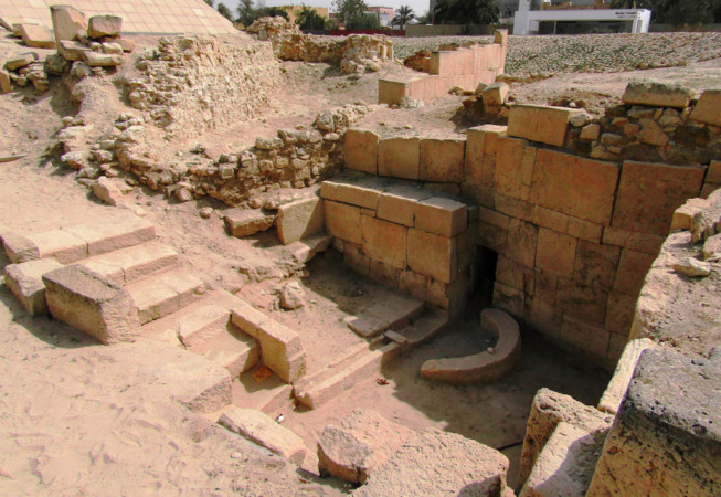 بقايا آثار من معبد باربار في دلمون البحرين