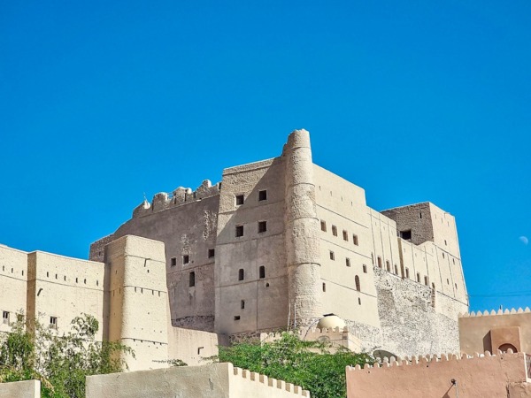 Bahla fort castle heritage قلعة بهلاء عمان oman